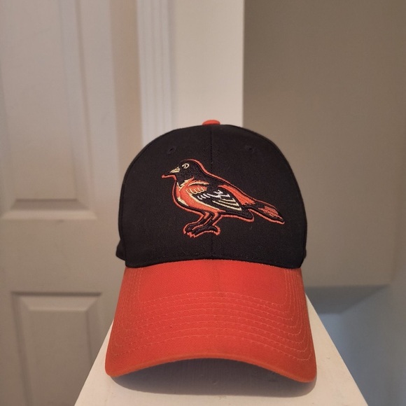 Baltimore Orioles Team MLB Classic Orioles Logo Curved brim Black snap-back Hat. - Picture 2 of 7